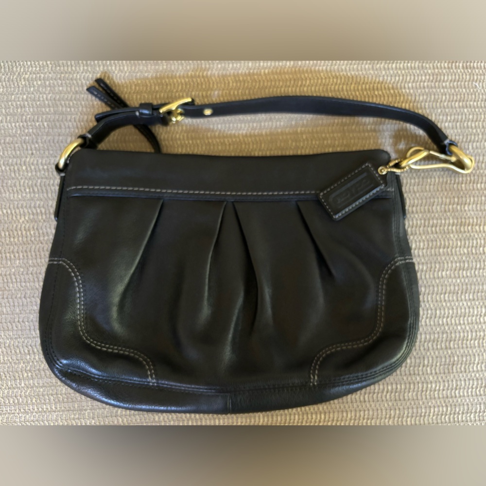 As New Coach Shoulder Bag